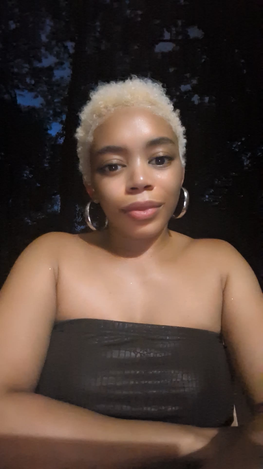 Eunieca McGee, Licensed Skin Therapist and Founder of ELEV4TING WELLNESS LLC